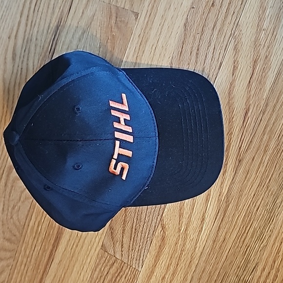 STIHL Outfitters Apparel  Black Hat - Picture 1 of 5